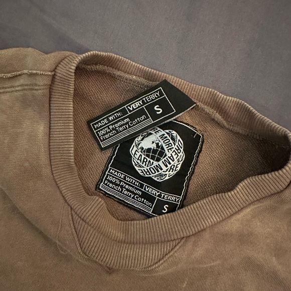 Alphalete very terry crop top in beige - Picture 2 of 3